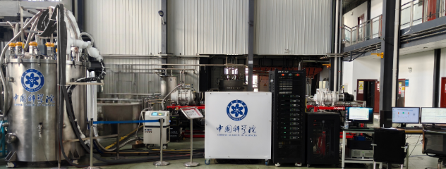 图1 储能磁体系统测试现场